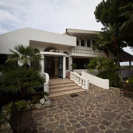 Villaggio Pineta Petto Bianco Capo Vaticano Exterior photo