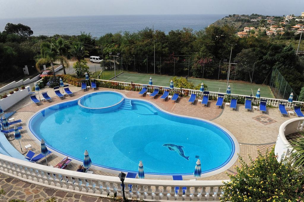 Villaggio Pineta Petto Bianco Capo Vaticano Exterior photo