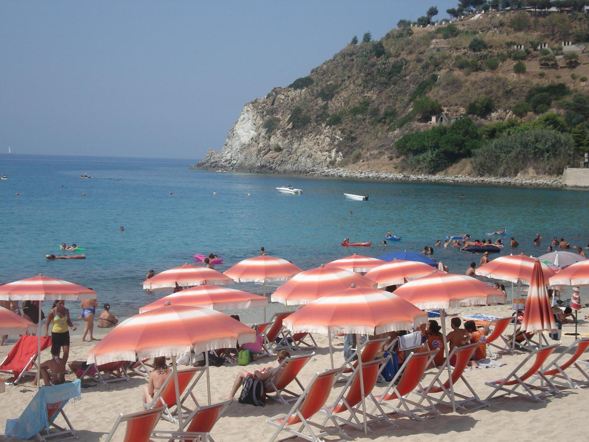 Villaggio Pineta Petto Bianco Capo Vaticano Exterior photo