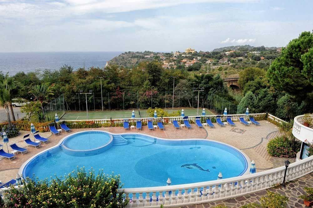 Villaggio Pineta Petto Bianco Capo Vaticano Exterior photo
